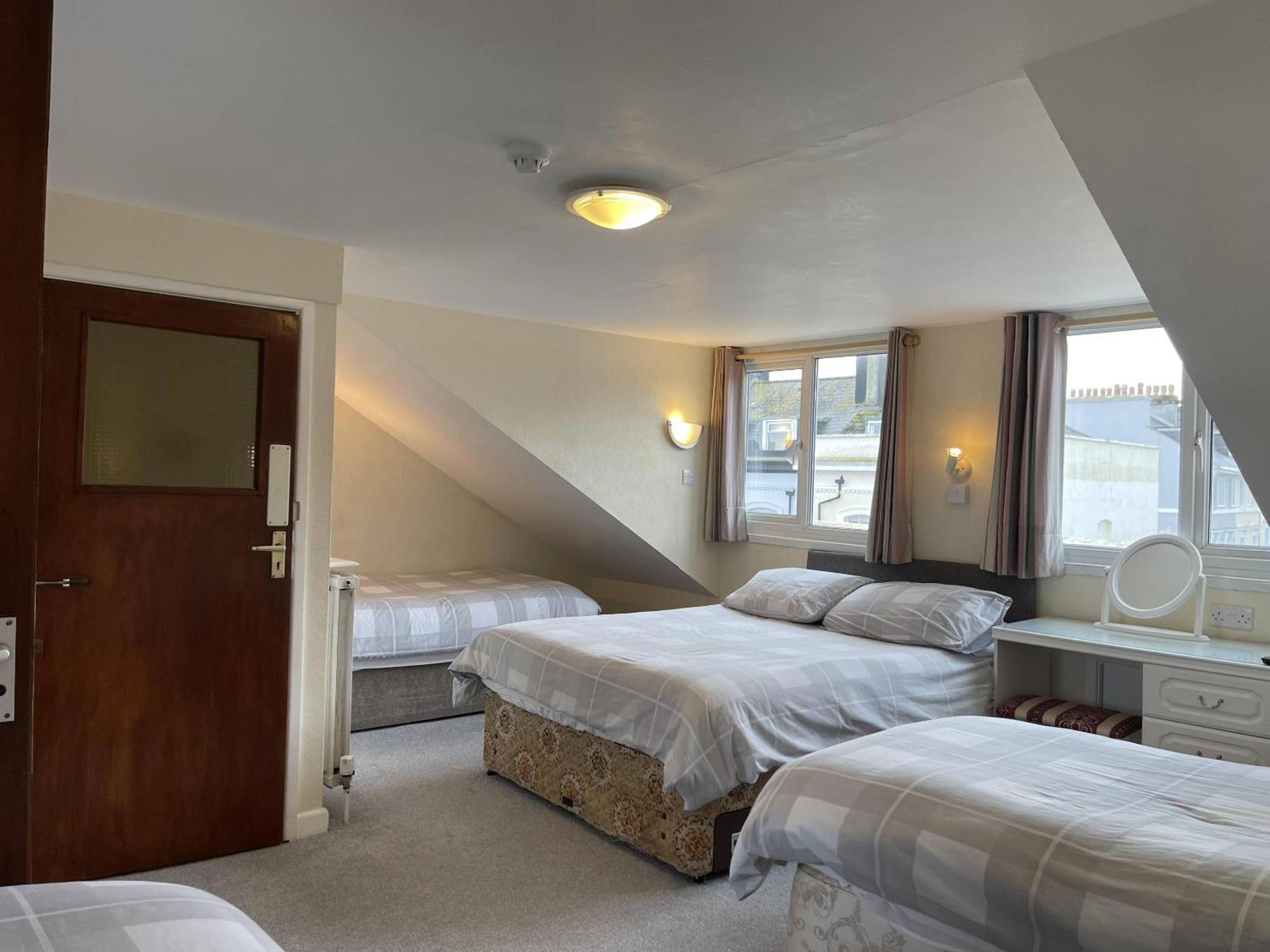 Lamplighter Guesthouse Плаймаут Номер фото