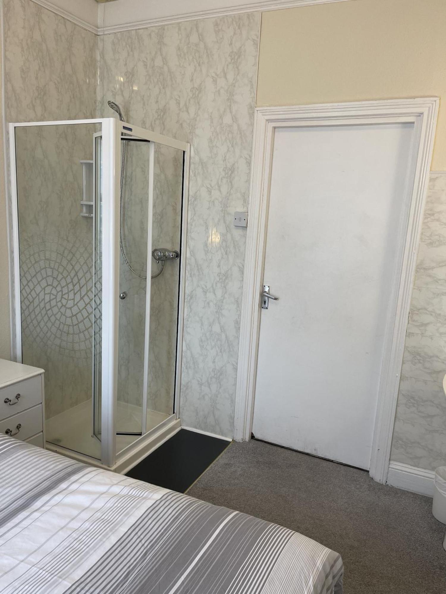 Lamplighter Guesthouse Плаймаут Номер фото